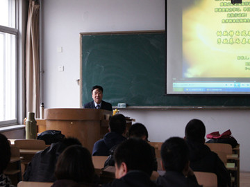 创业学院举办辅导员培训活动