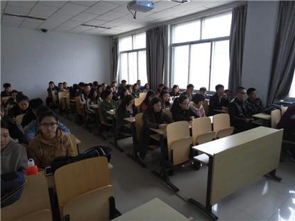 土木工程与环境科学教学部2016级环境科学班团支部举行“一学一做”教育主题班会