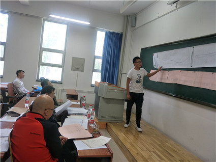 土木工程与环境科学教学部土木工程专业2017届毕业生毕业论文答辩圆满结束