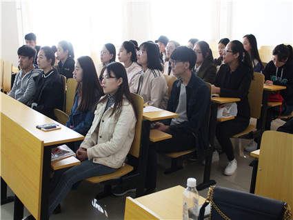 内蒙古大学创业学院2018届毕业生春季中型洽谈会成功举办